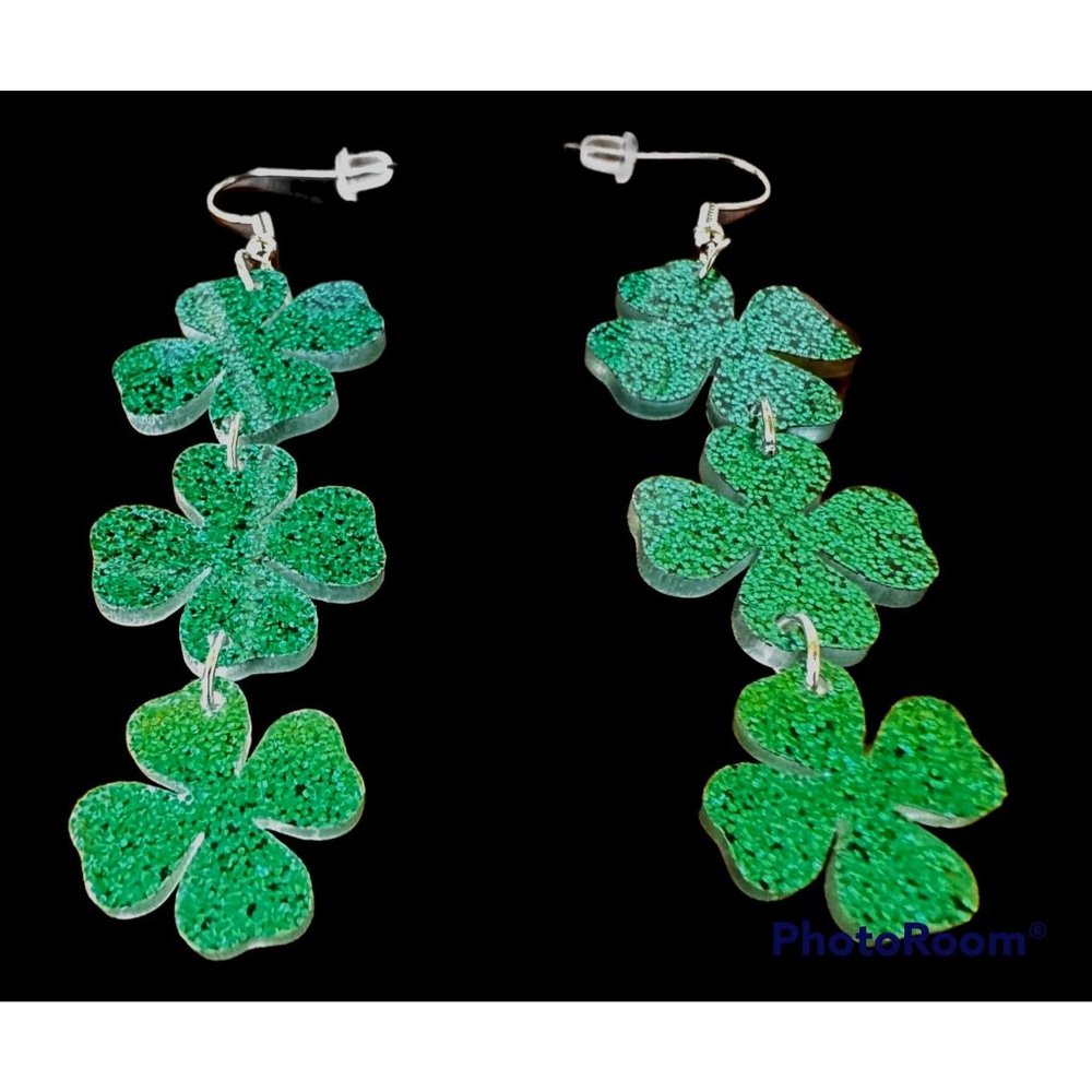 Four Leaf Clover Earrings Green Dangle Hooks New Love St Patrick's Day P…